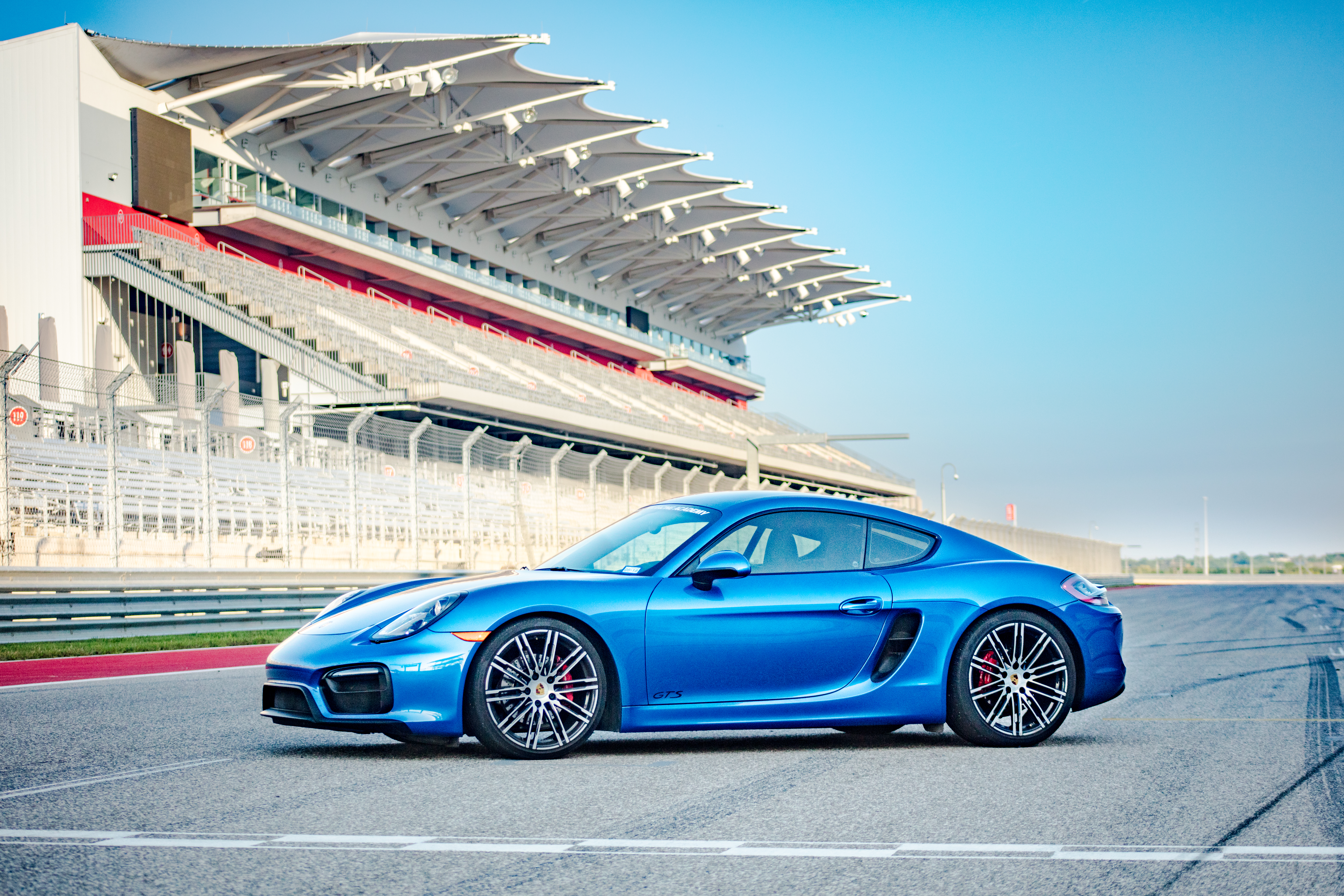 Porsche Cayman GTS 4.0 (COTA) Image 1